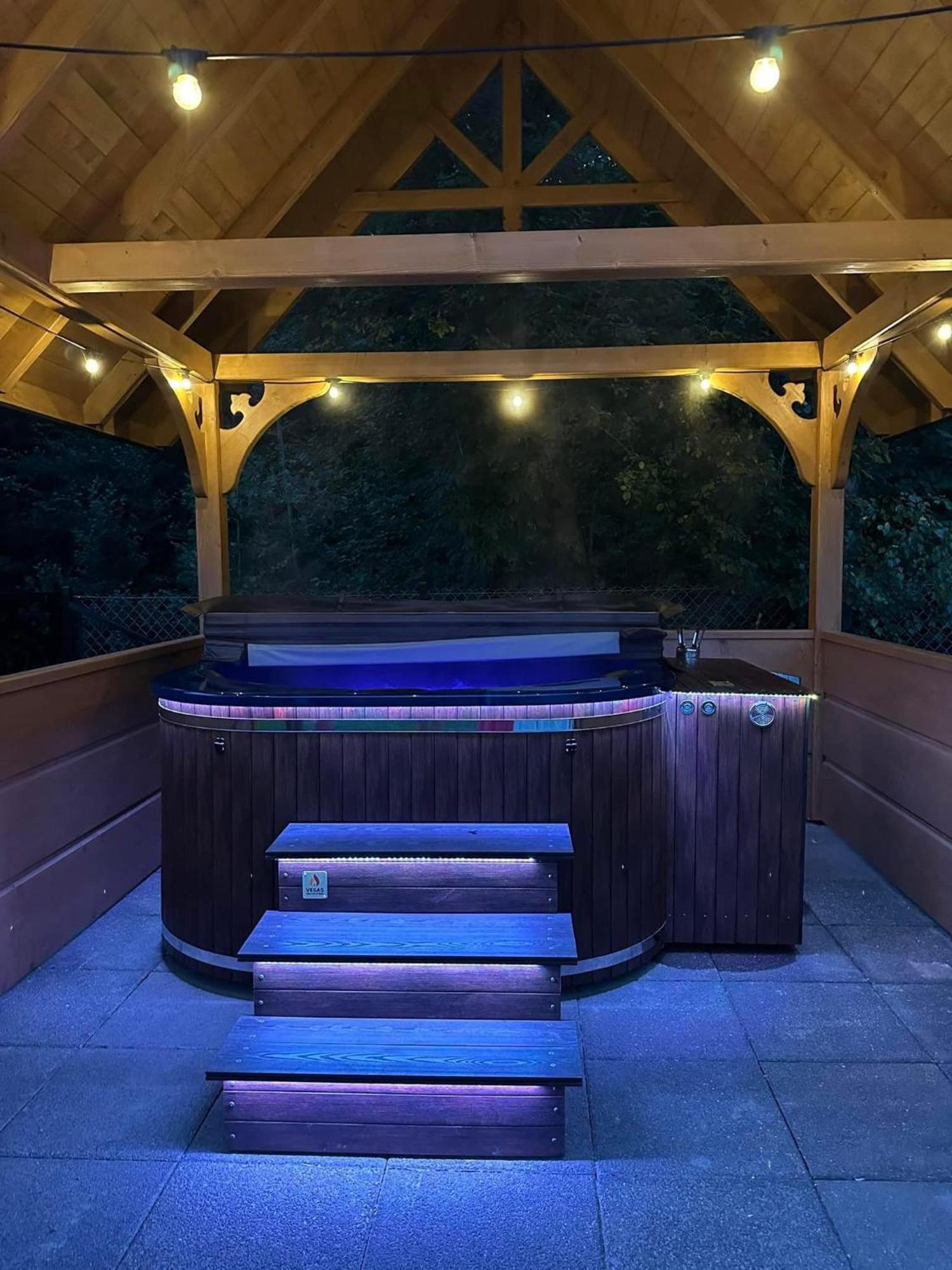 Domki Gawra Z Jacuzzi Zakopane Eksteriør bilde